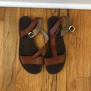 Merona size 8.5 brown faux leather flat sandals